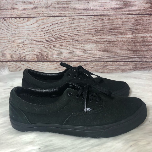 vans authentic black canvas